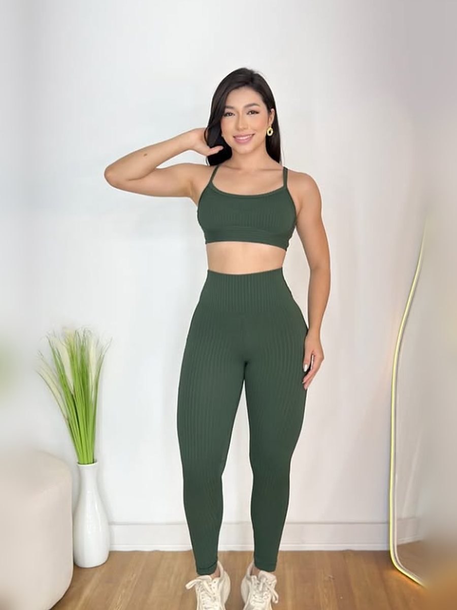 Conjunto Canelado verde-floresta